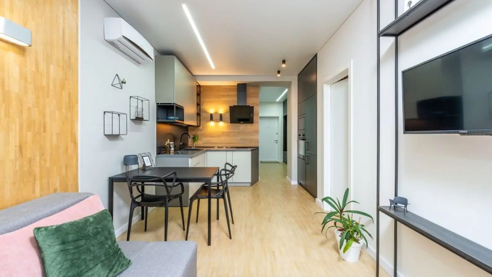 SIGNATURE GLOBAL SIGNUM PLAZA 4